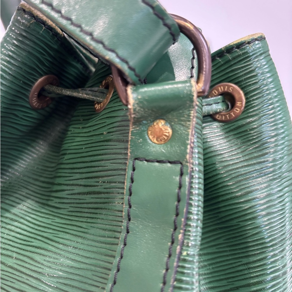 Vintage Louis Vuitton Green Epi Petit Noé Bucket Bag Shoulder Bag - Picture 8 of 16